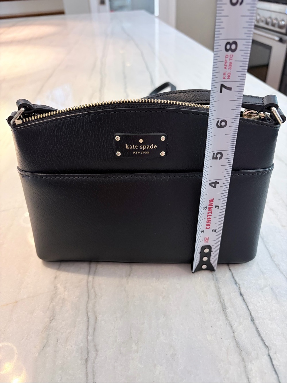 Kate Spade Black Pebbled Leather Crossbody with Gold Hardware. EUC - Picture 4 of 12